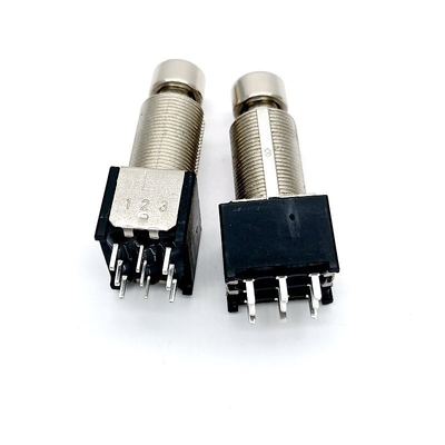 セリウム17.1mmのフィートのペダルのギター125V AC 6A 9 Pinの踏みスイッチ