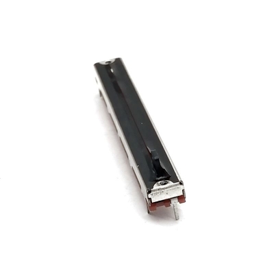 カーボン9mm 10kスライドの電位差計1ohmはサウンド カードのためのスライドの鍋にモーターを備えた